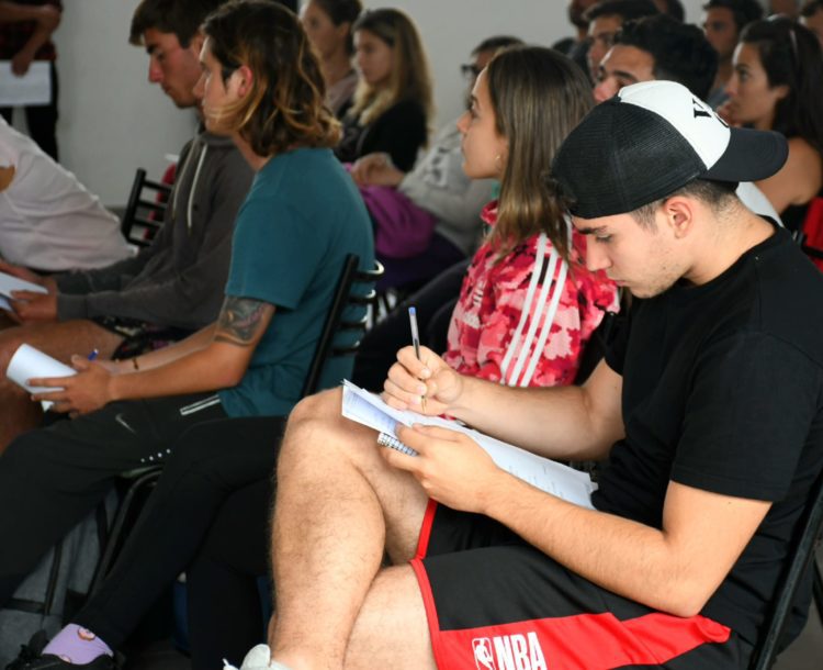 Concurso Público Para Cubrir Puestos Vacantes De Guardavidas En Mar