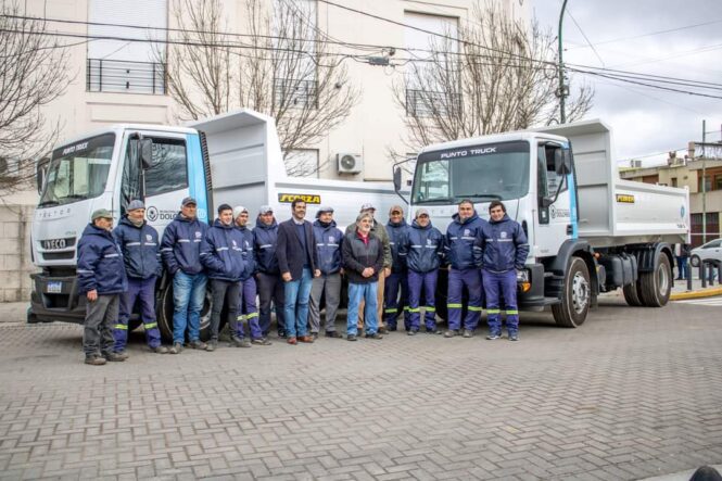 LOS RECURSOS DONDE TIENEN QUE ESTAR: EL INTENDENTE JUAN PABLO GARCIA PRESENTÓ DOS NUEVOS CAMIONES COMPRADOS POR EL MUNICIPIO